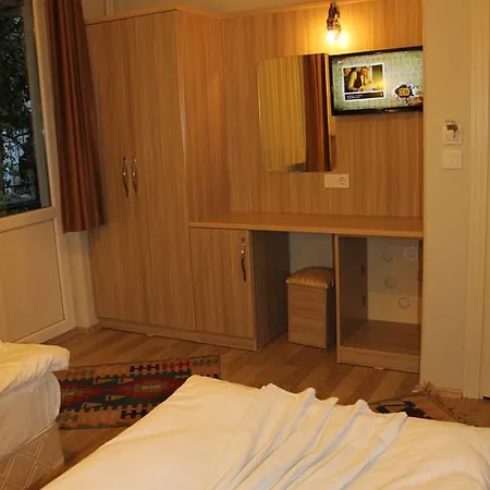 Szálloda Bonjour Hotel 3*