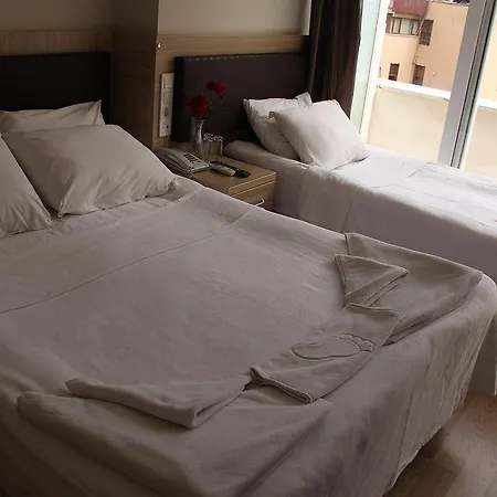 Bonjour Hotel Szálloda