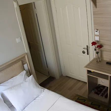 Bonjour Hotel
