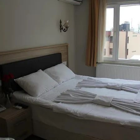 Szálloda Bonjour Hotel 3*