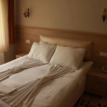 Bonjour Hotel
