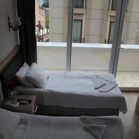 Bonjour Hotel