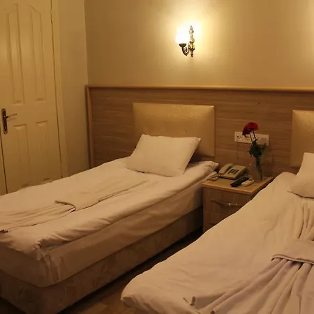 Bonjour Hotel Szálloda 3*