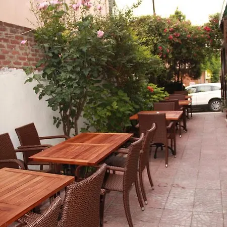Szálloda Bonjour Hotel